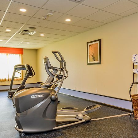 Holiday Inn Express And Suites - Bradford By Ihg Екстериор снимка
