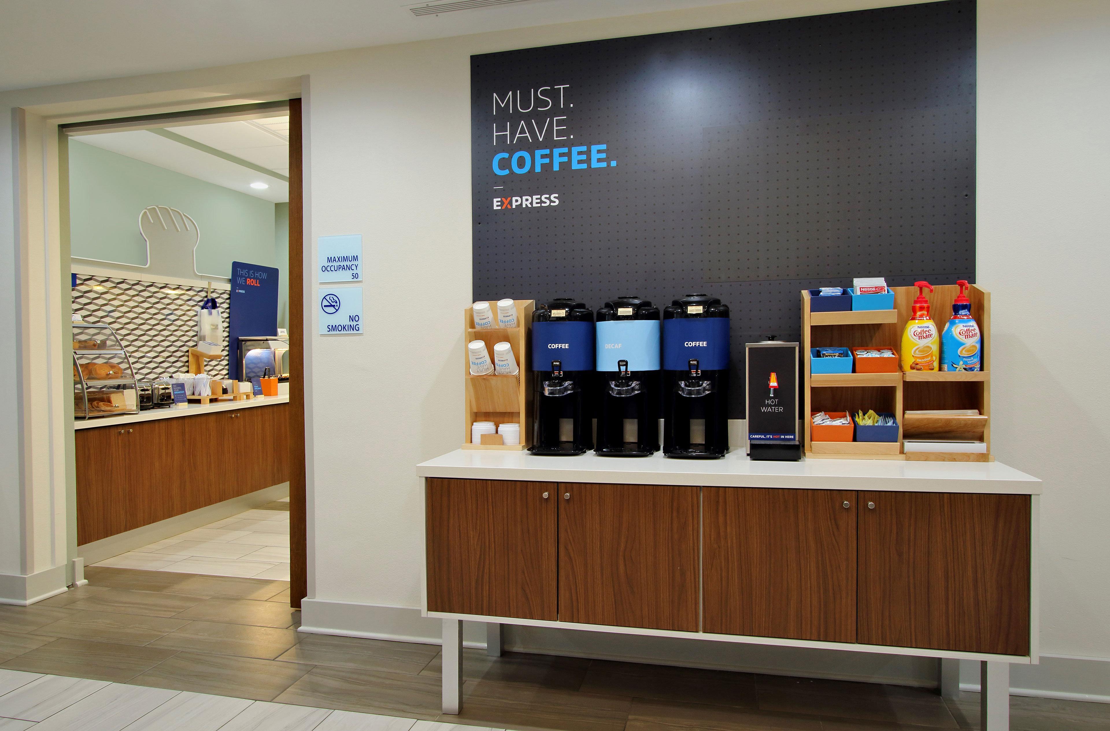 Holiday Inn Express And Suites - Bradford By Ihg Екстериор снимка