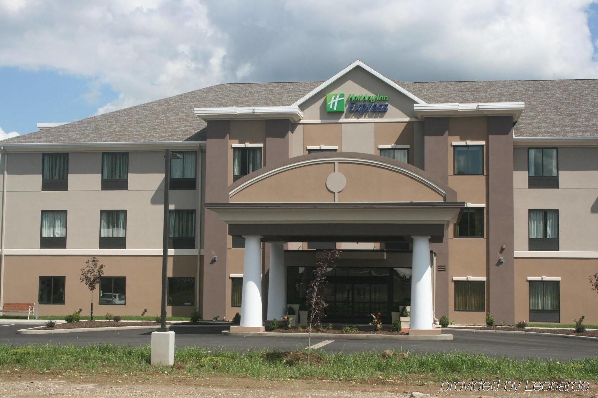 Holiday Inn Express And Suites - Bradford By Ihg Екстериор снимка